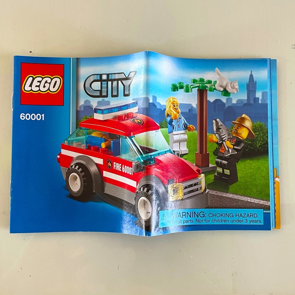 LEGO City Fire Chief Car (60001)